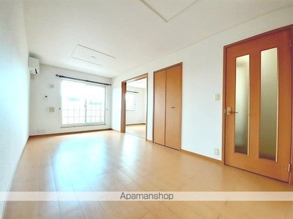 岐阜県岐阜市上土居[2LDK/63.86m2]のリビング・居間