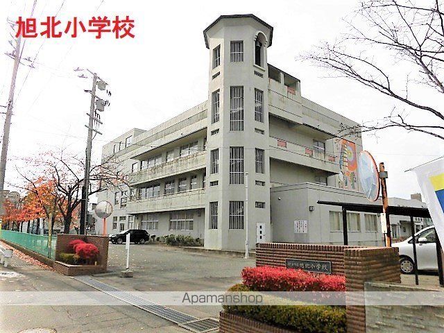 レオネクストグリュックの周辺写真