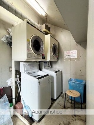 東京都新宿区高田馬場１丁目[1K/17.87m2]の共用部