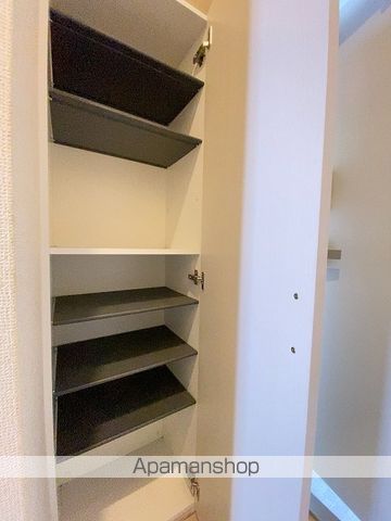 クレイノルナ ルミエール三郷の内装写真