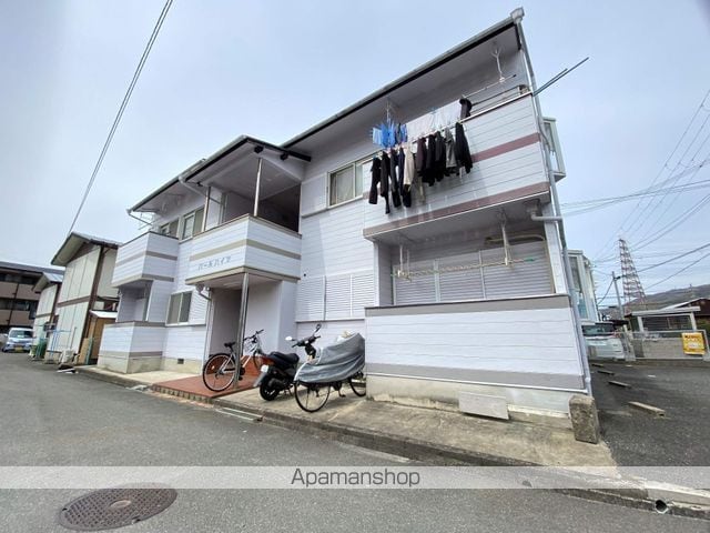 パールハイツの外観写真