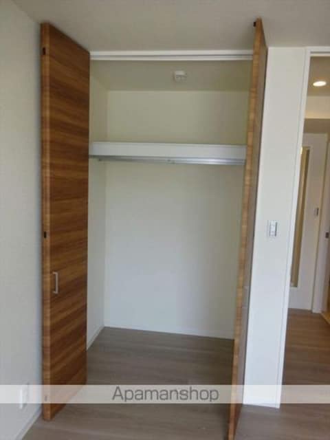 和歌山県和歌山市北出島１丁目[2LDK/57.58m2]の収納