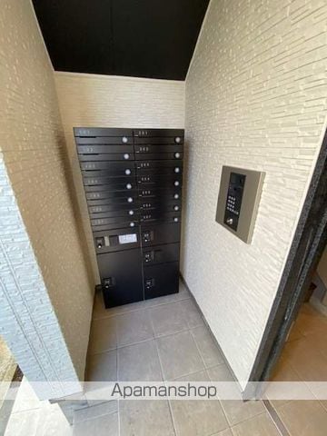 ソフィア西が丘の玄関写真