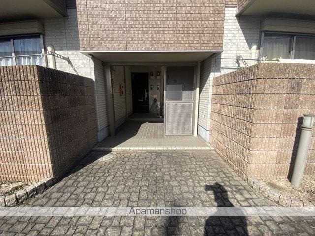 ブランメゾンの玄関写真