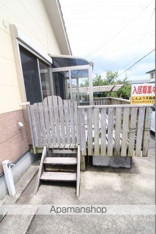 船隈貸家の内装写真