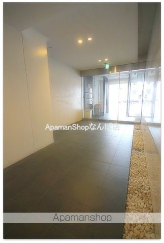 コンチネンタル難波東の玄関写真