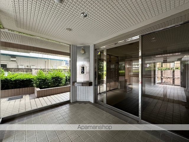 メゾン・ド・九品寺[1K/21.56m2]のエントランス