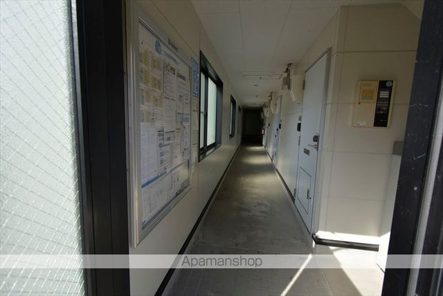 レオパレス東月寒の玄関写真
