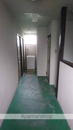 コーポ英[1R/18.63m2]のロビー1