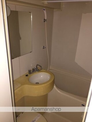 ライオンズマンション新宿東公園[1R/22.8m2]のバス