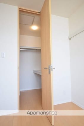 サングラシアス[1LDK/55.94m2]の収納