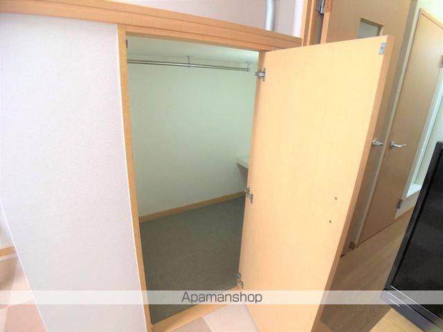 レオパレスコンパル唐湊 弐番館の内装写真