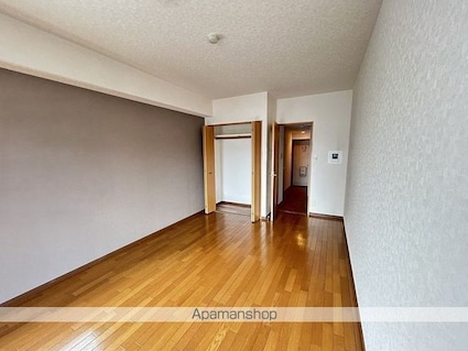 ＦＯＵＲ　ＳＥＡＳＯＮＳ　ＴＡＩーＳＨＩＮ　２ｎｄ[1K/30.64m2]のリビング・居間