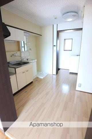 華東ハイツD棟の内装写真