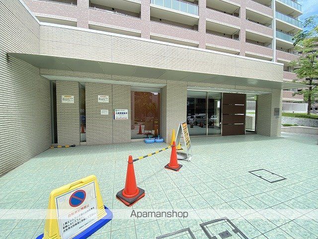 エル・セレーノ上本町レジデンスの玄関写真