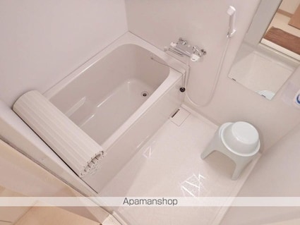 クレエ秋田町[1K/25.28m2]のバス