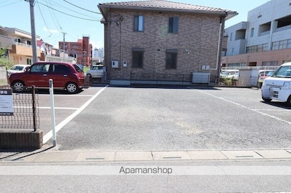 ｃｈａｒｍａｎｔ　ｃｏｕｒｔ　Ｍ’ｓ[2LDK/53.76m2]の駐車場