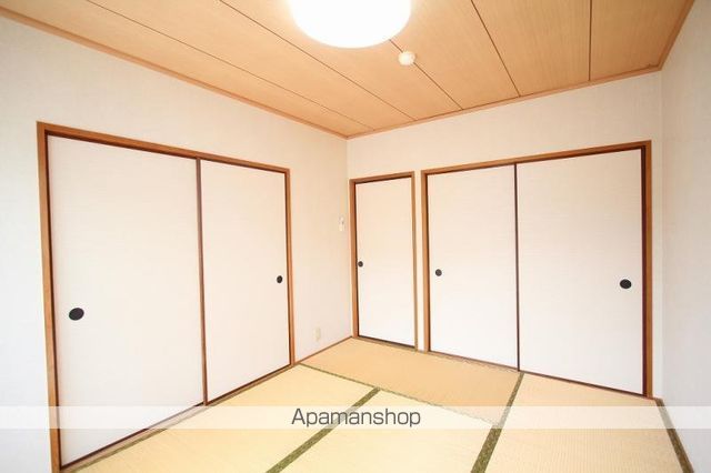 フォブール松縄の内装写真