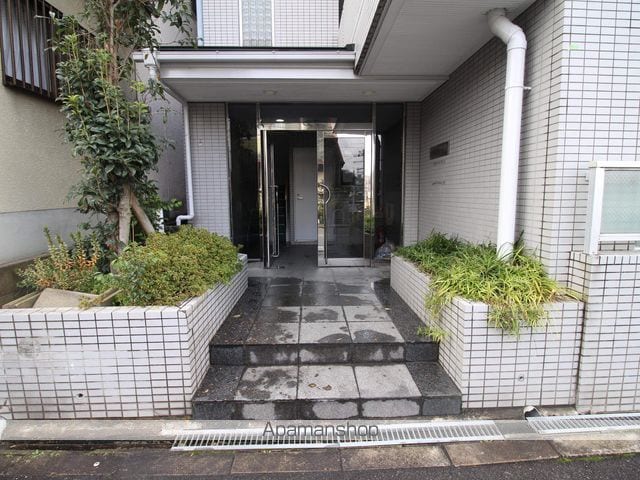 宮之阪マンションの玄関写真