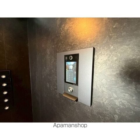 ラフィーネ西町の玄関写真