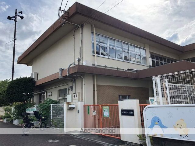 パラッツオニッセイの周辺写真