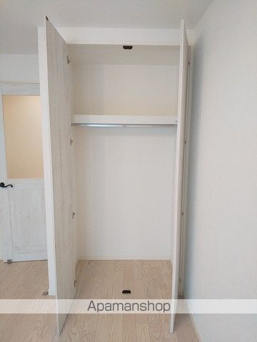 アザーレ・バモス新百合の内装写真