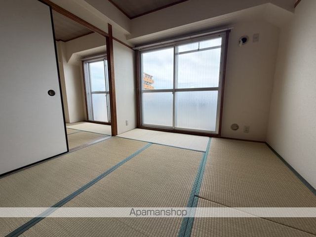 シロハイヌ湯里の内装写真