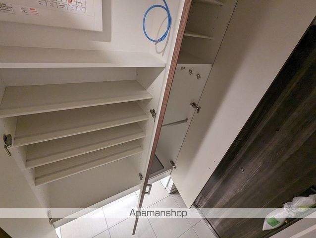 ESLEAD箕面船場阪大前の内装写真