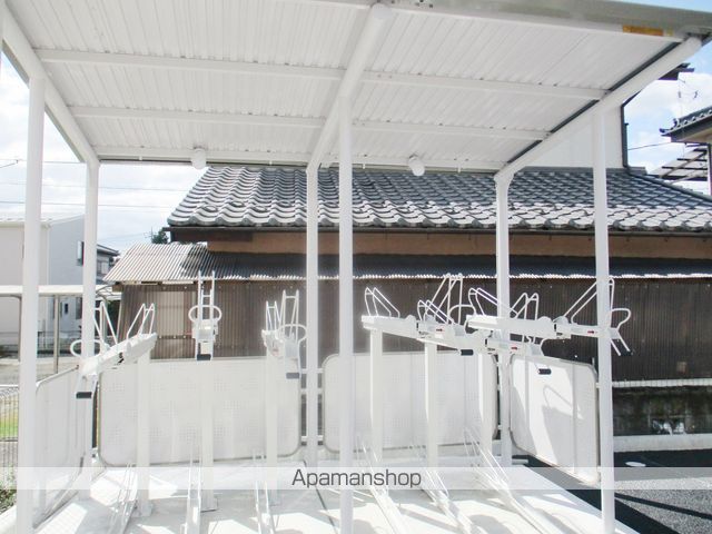 ヒカルサ 甲斐名取の外観写真