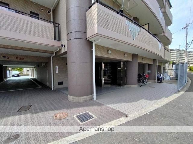 フローイント上長の玄関写真