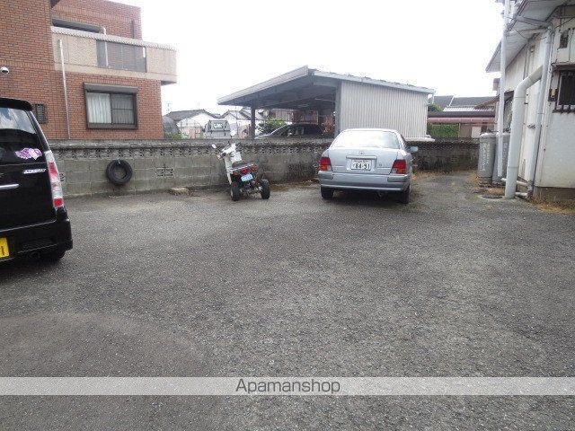 矢野アパートの玄関写真