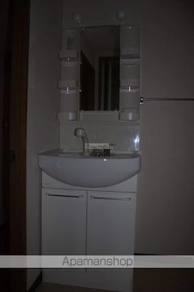 広島県福山市草戸町３丁目[3LDK/56.46m2]の洗面所