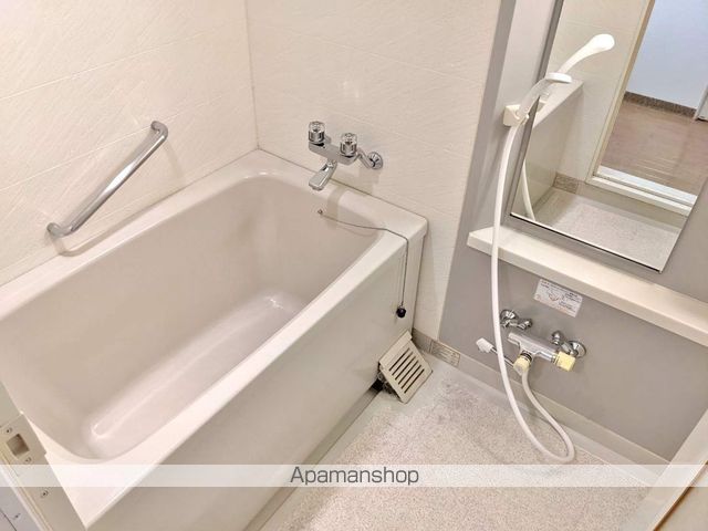 グランヴィ新大阪の内装写真