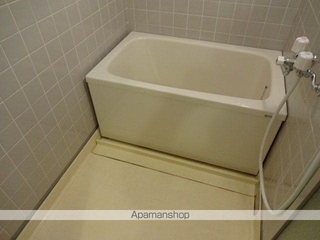 サーティ西尾の内装写真