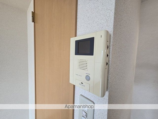 リードアヴニールの内装写真