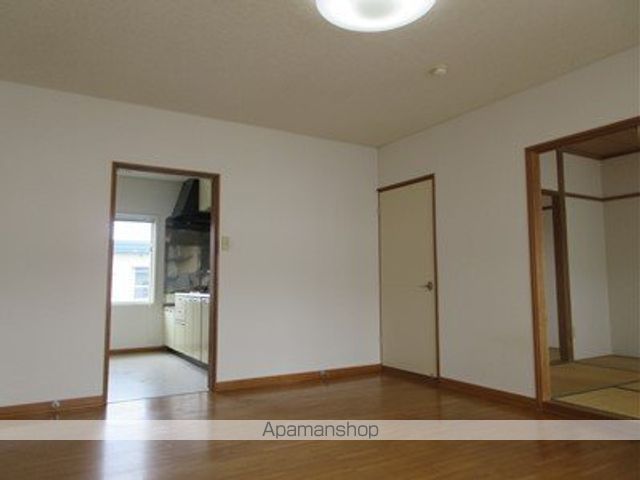 クリスタルピアCの内装写真