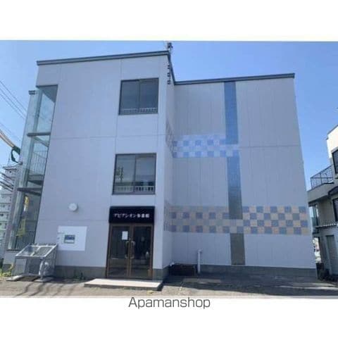 アビアシオン参番館の外観写真