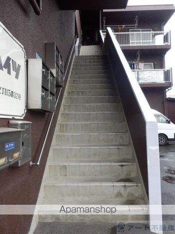 フィックスIIの玄関写真