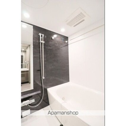 テラス横浜鶴見[2LDK/45.43m2]のバス