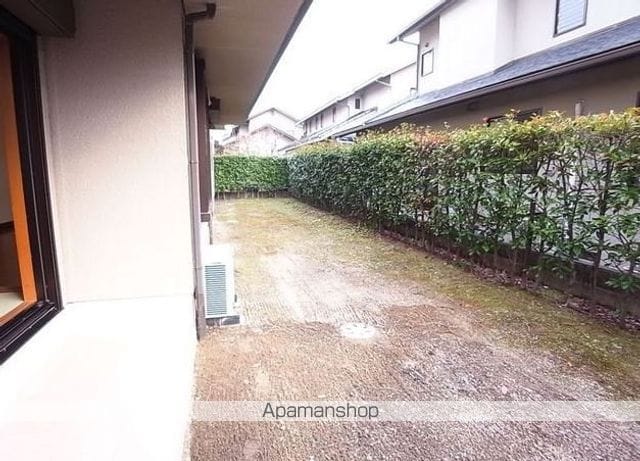 福岡市空港線 藤崎駅 徒歩17分 2階建 築36年の内装写真