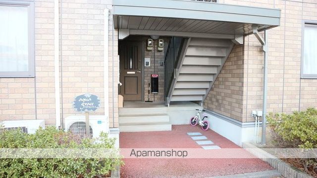 アクアグレイス ABCの玄関写真