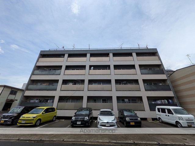 正本マンションの外観写真
