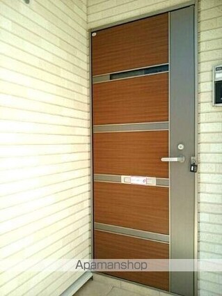 ポルト・ボヌールＭ　Ⅲ[1LDK/42.28m2]のエントランス1