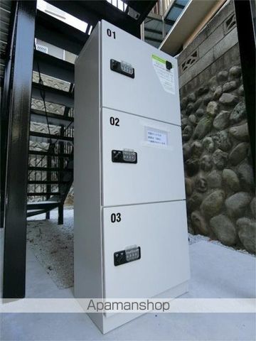 ハーミットクラブハウス鶴見寺谷の玄関写真