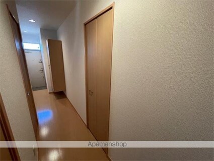 シーズンステージ喜多見Ａ棟[1LDK/45.75m2]の玄関