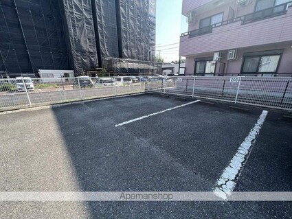 メゾン浜田[1K/23.15m2]の駐車場