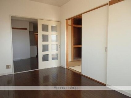 ローズシャトル１号館[2DK/44.5m2]の眺望1