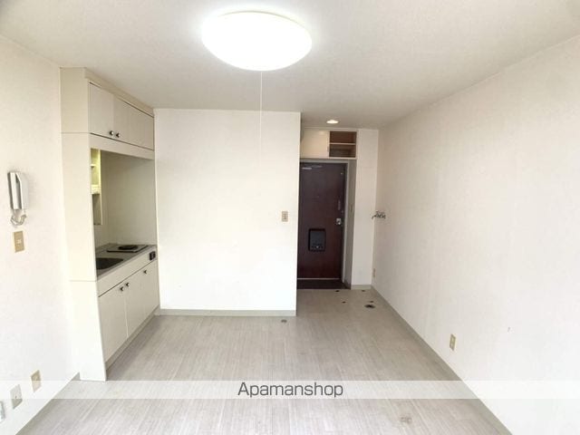 サイレンス医大前の内装写真