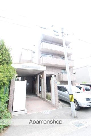 山鼻コンパウンドの外観写真
