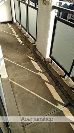 和歌山県和歌山市新中島[3DK/56.55m2]のバルコニー